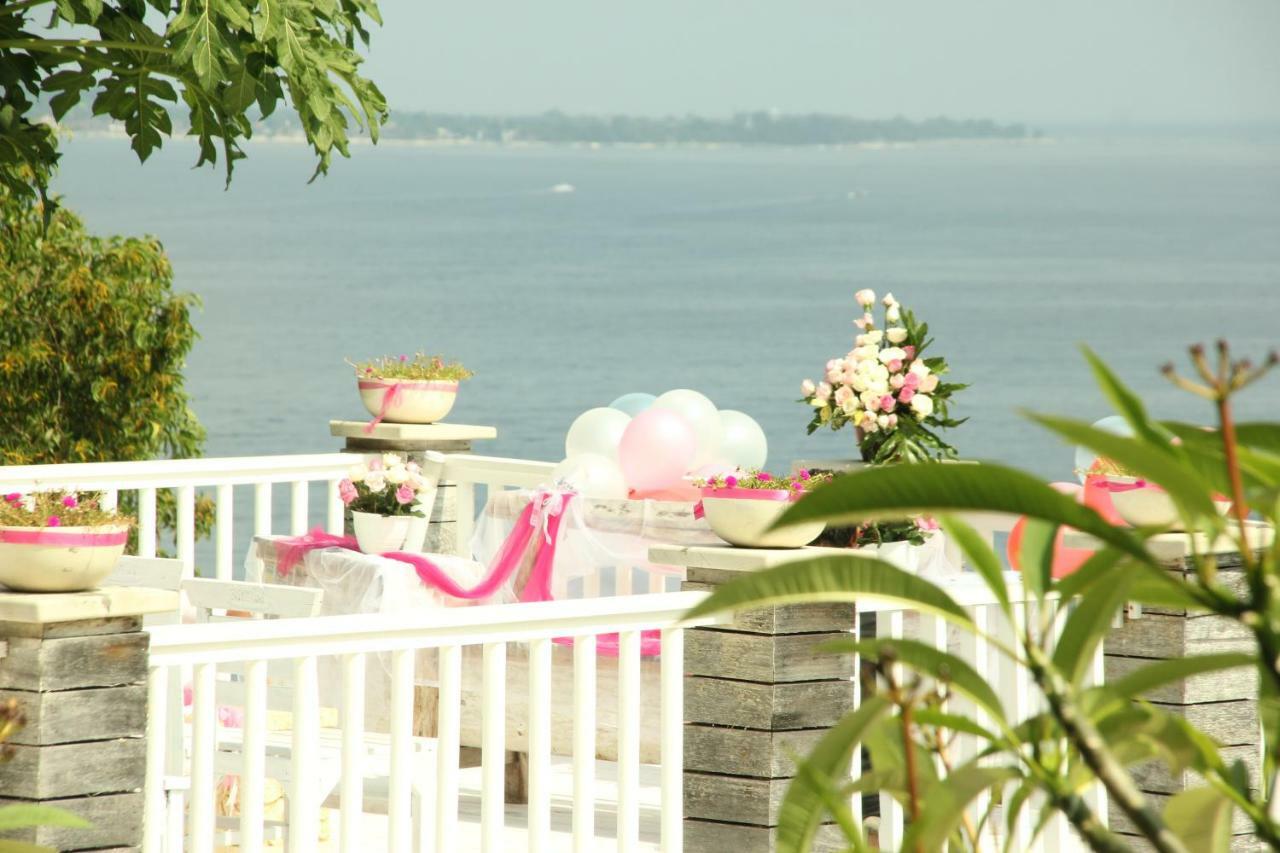 Princess Of Mentigi Bay Teluknarat Exterior foto